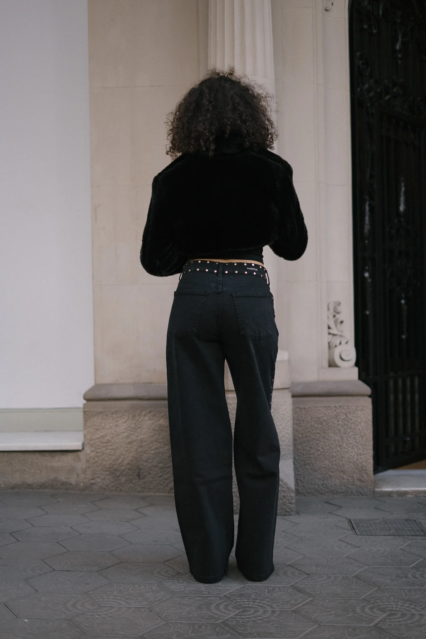 BAGGY TACHAS DORADAS - BLACK - Image 6