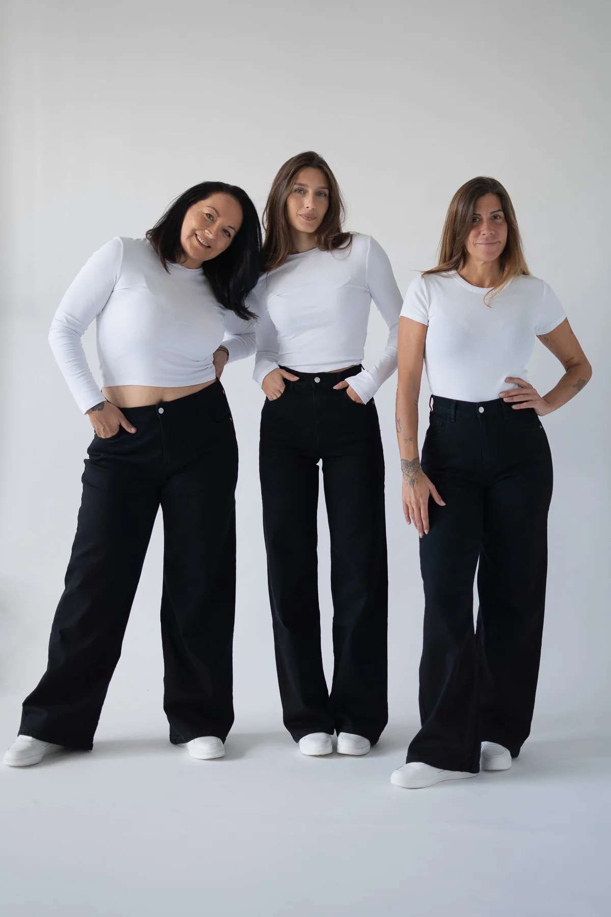 BAGGY TALL HIGH RISE - BLACK - Image 3