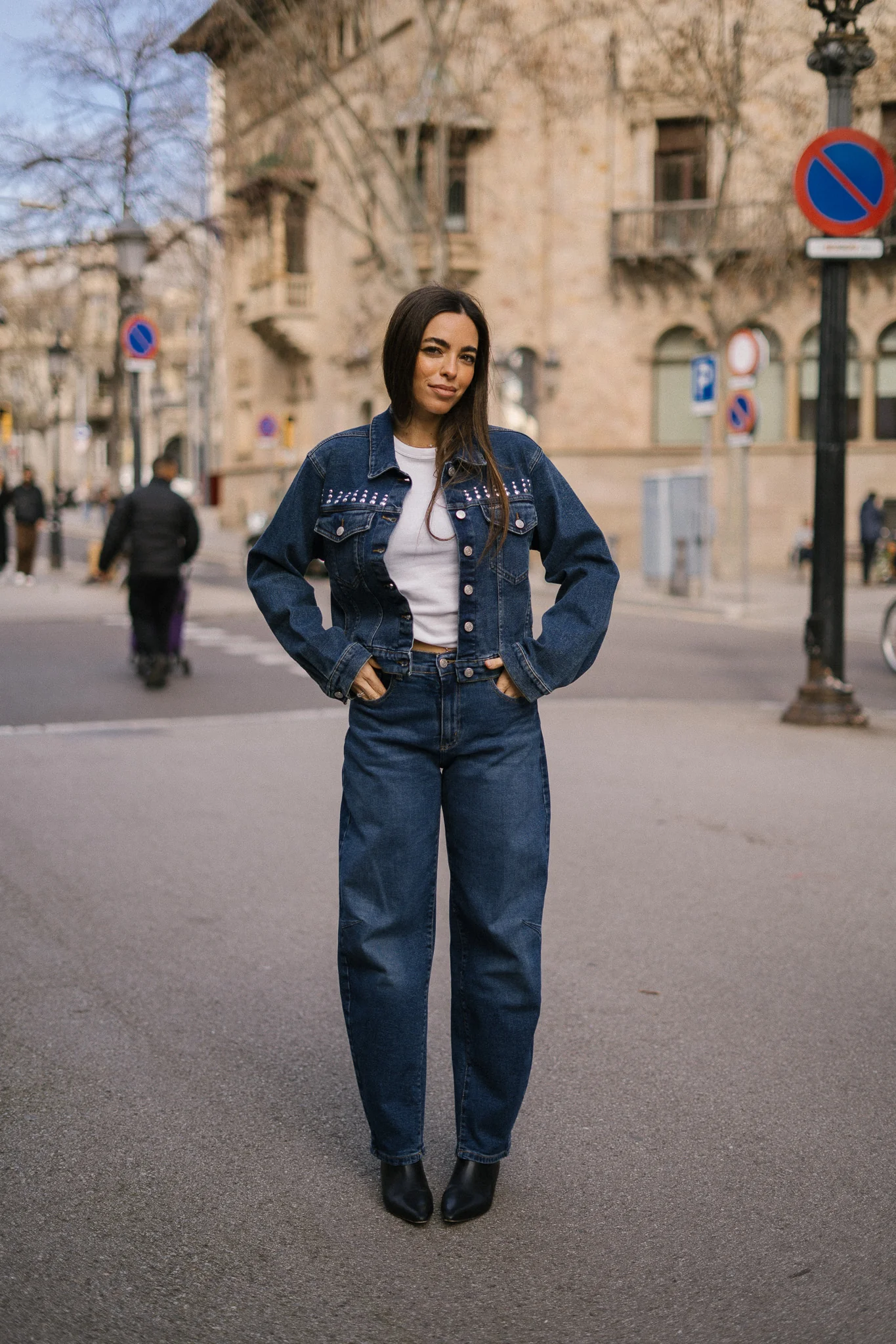 DENIM JACKET TACHAS PLATEADAS - DARK BLUE - Image 4