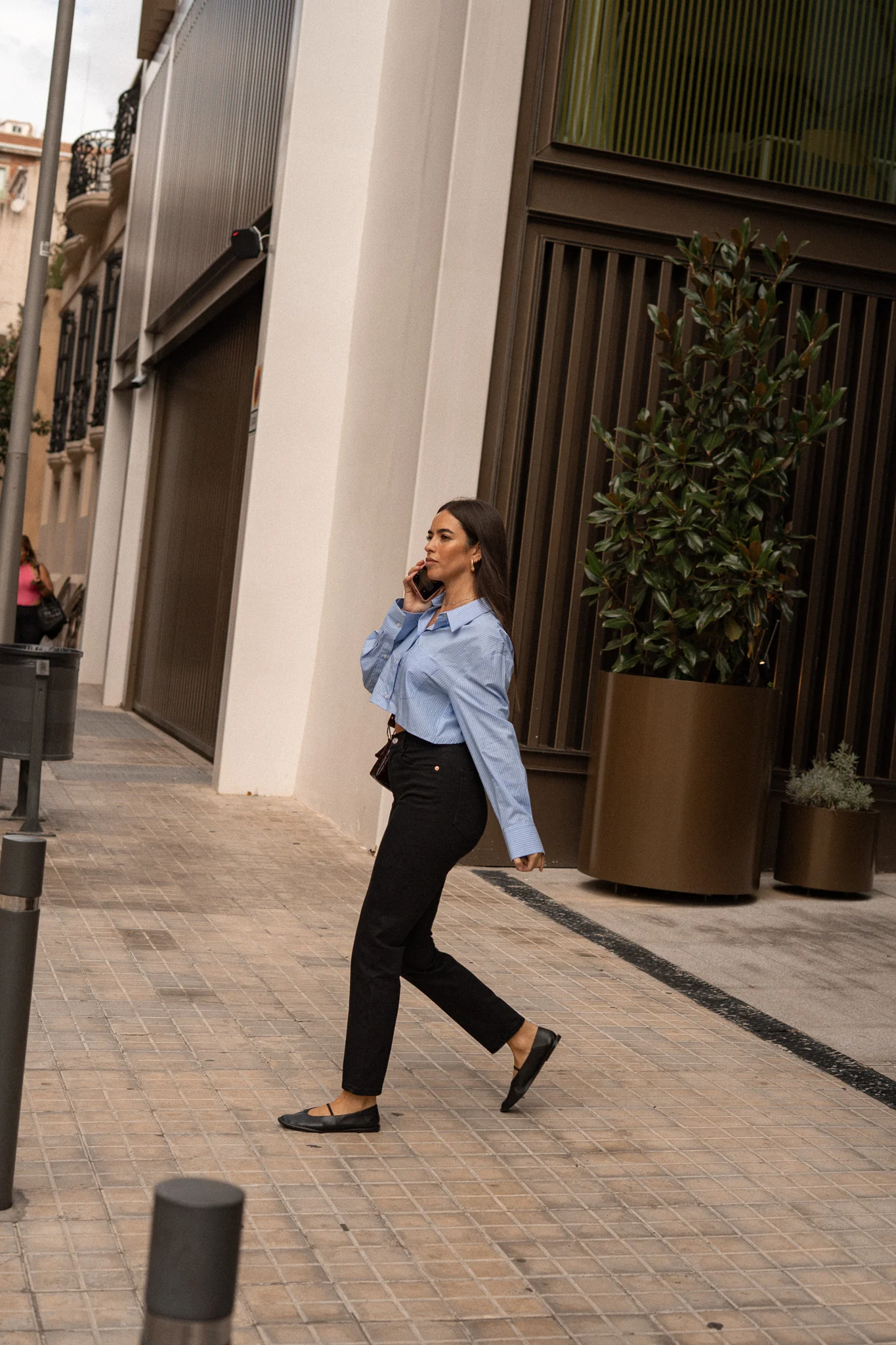 MOM HIGH RISE - DEEP BLACK - Image 4