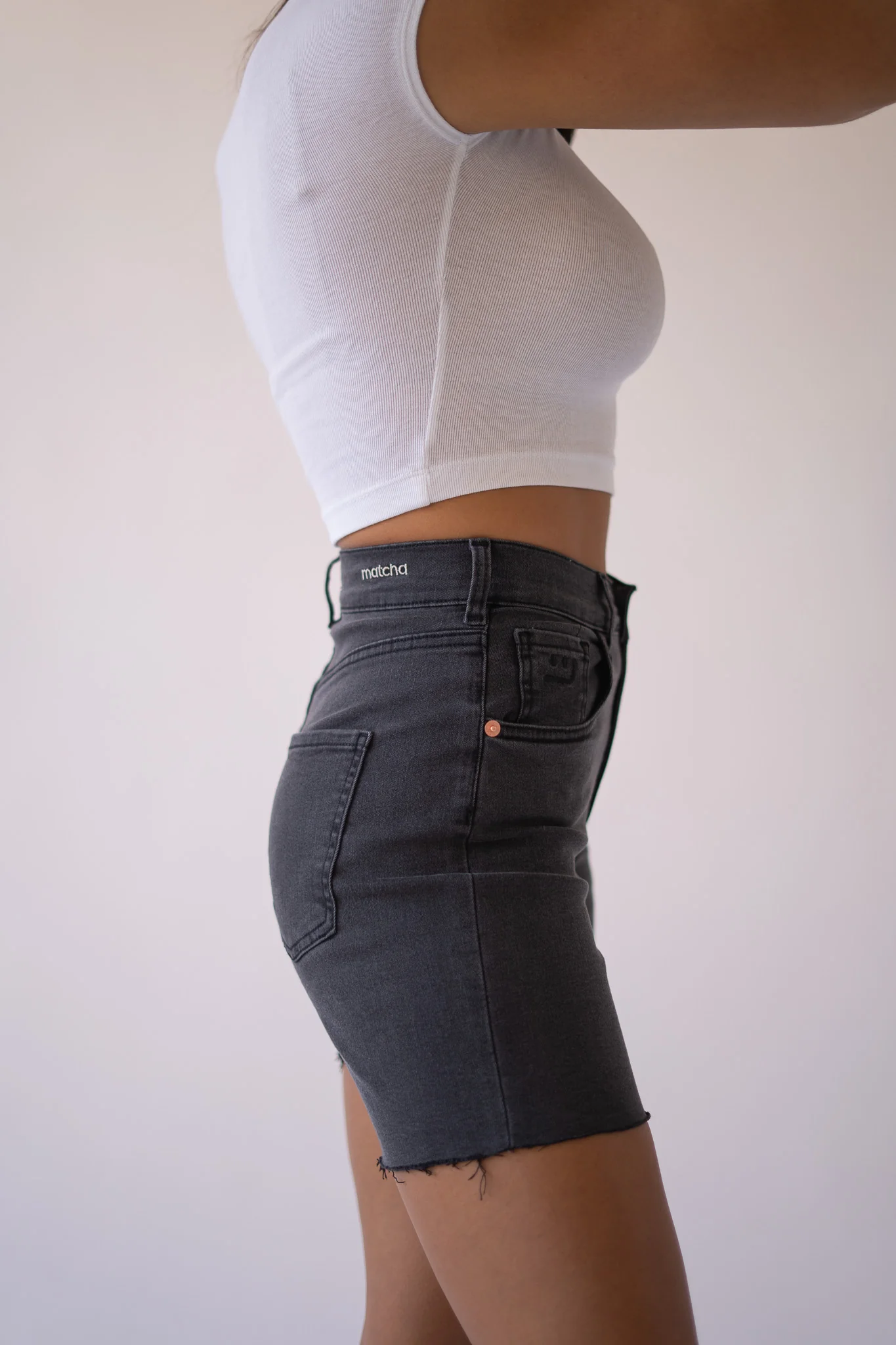 SHORTS HIGH RISE - GREY - Image 7