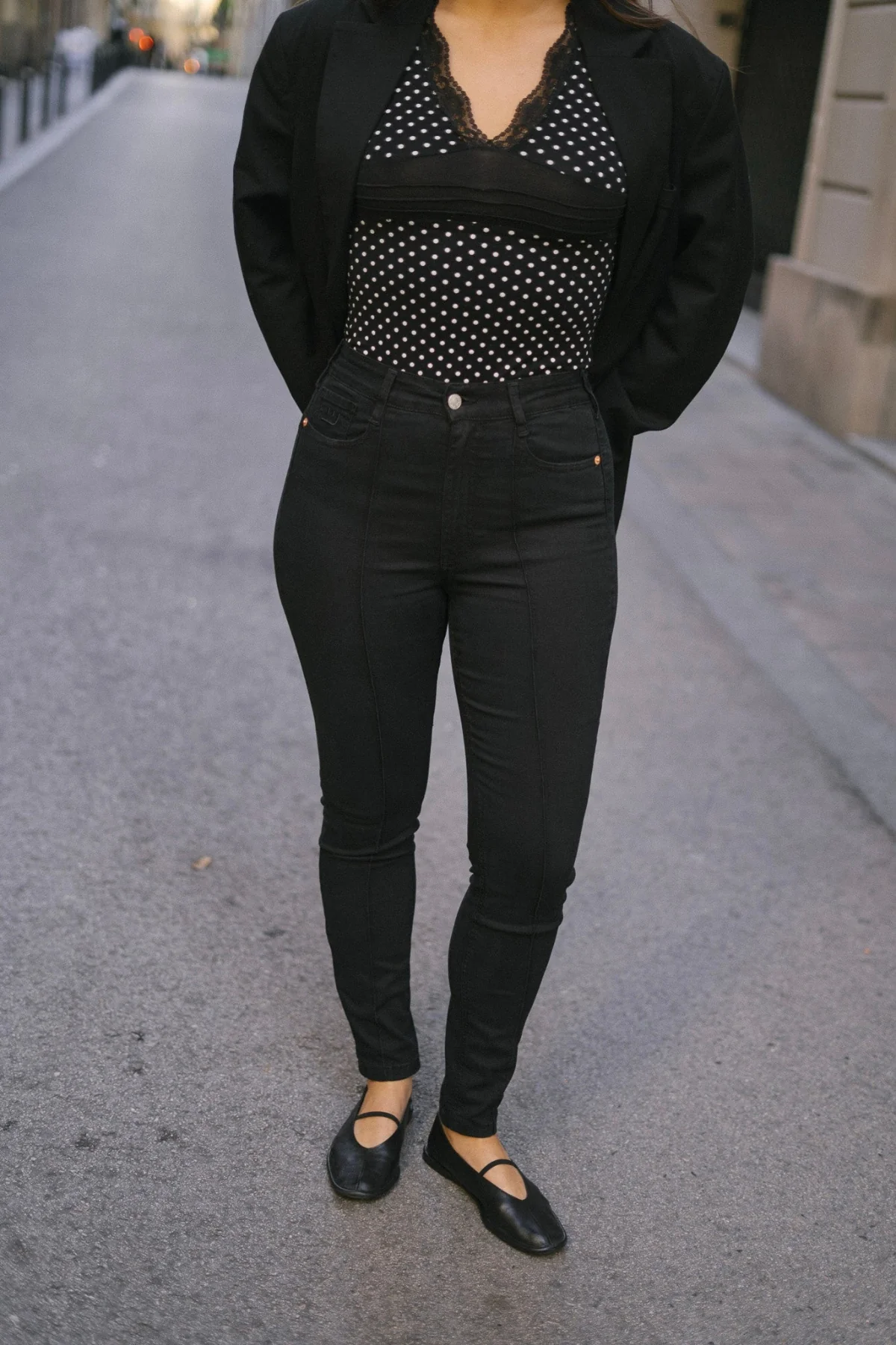 SKINNY NERVIO HIGH RISE - BLACK - Image 4